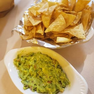 Guacamole with Chips